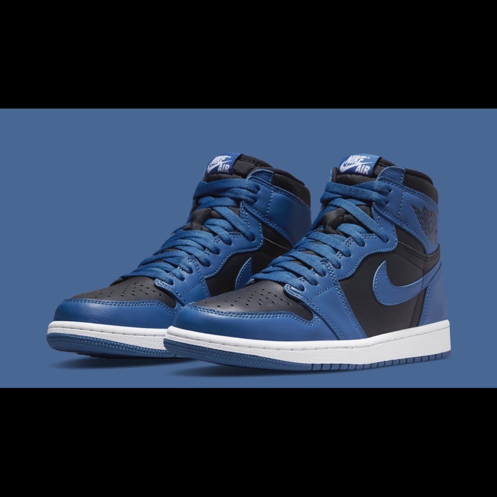 **SOLD** Nike Air Jordan 1 Retro High OG GS Dark Marina Size 6.5Y!